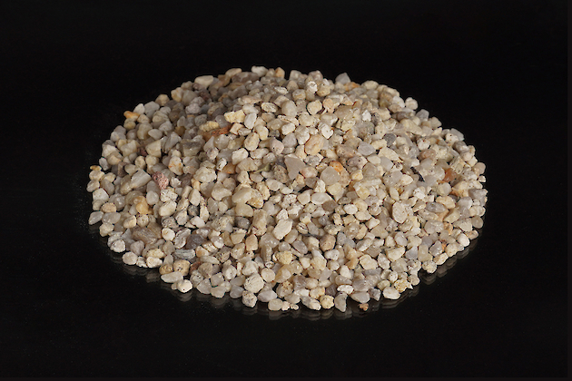 3-5 mm Kuvars Filtre Kumu